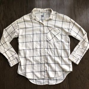Old Navy Boyfriend Flannel Button Down